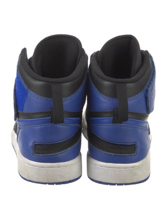 Jordan 1 FlyEase 'Hyper Royal' Sneakers