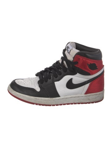 Jordan Sneakers 1 Retro High Satin Black Toe (Women's) Athletic US 7.5 |