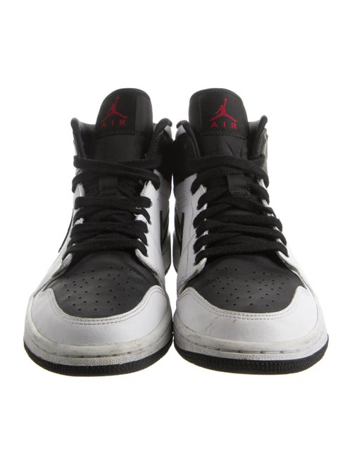 Jordan 1 Mid Reverse 'Black Toe' Athletic Sneakers