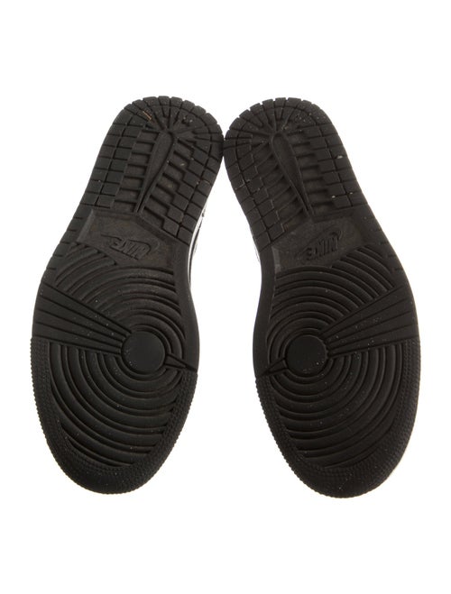 Jordan 1 Mid Reverse 'Black Toe' Athletic Sneakers