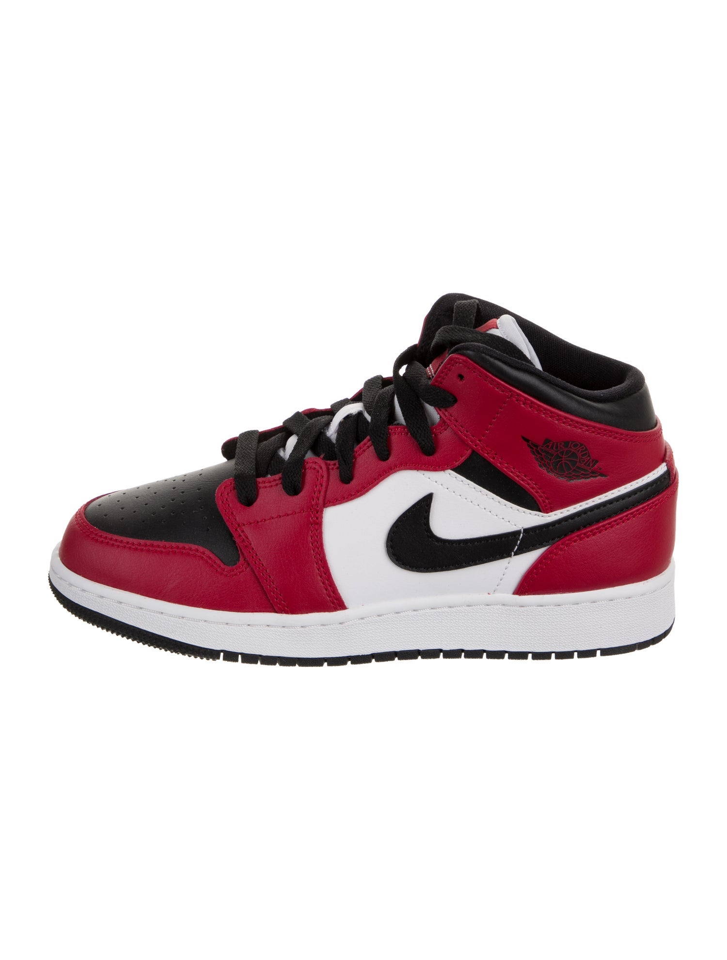 Jordan Boys' 1 Mid 'Chicago Black Toe' (GS) Sneakers