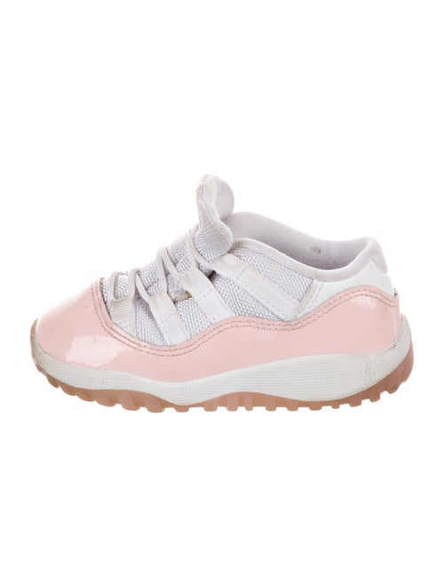 Jordan 11 Retro Low Legend Pink (TD)