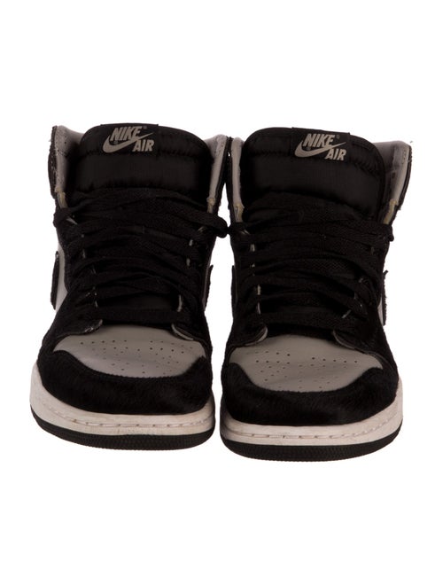 Jordan 1 Retro High OG Twist 2.0 Medium Grey Athletic Sneakers