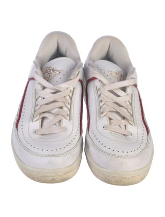 Jordan 2 Retro Low NC to Chi Sneakers