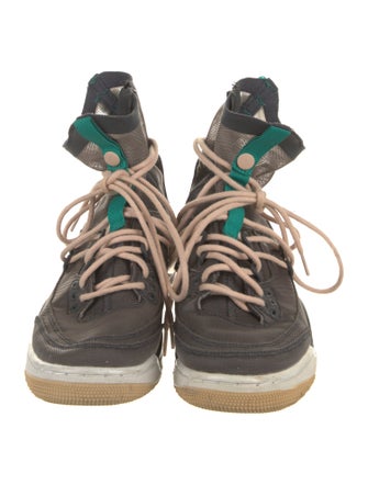 Jordan Mesh Mesh Accents Lace-Up Boots