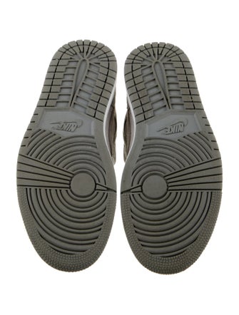 Jordan 1 Mid SE 'Particle Grey'