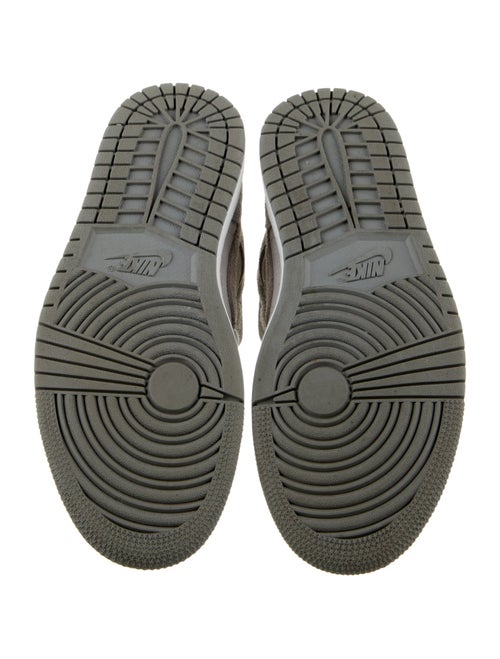 Jordan 1 Mid SE 'Particle Grey'