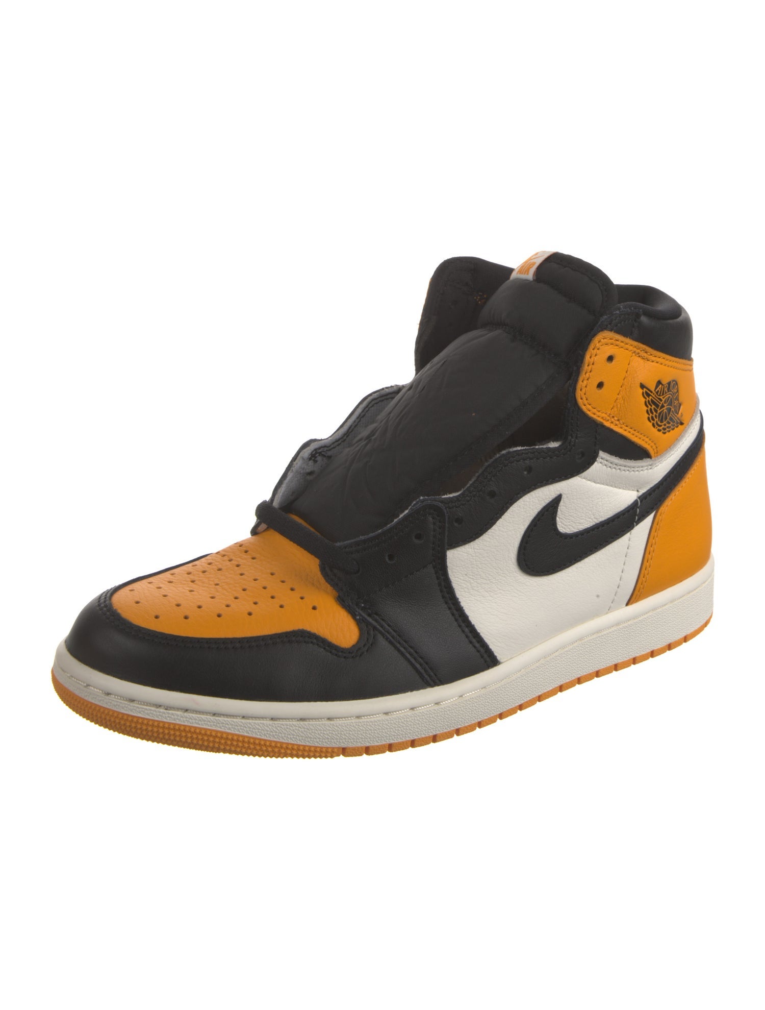 Jordan 2022 Leather Sneakers w/ Tags