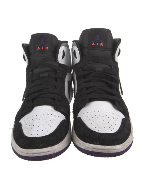 Jordan 1 Mid SE 'Purple' Sneakers