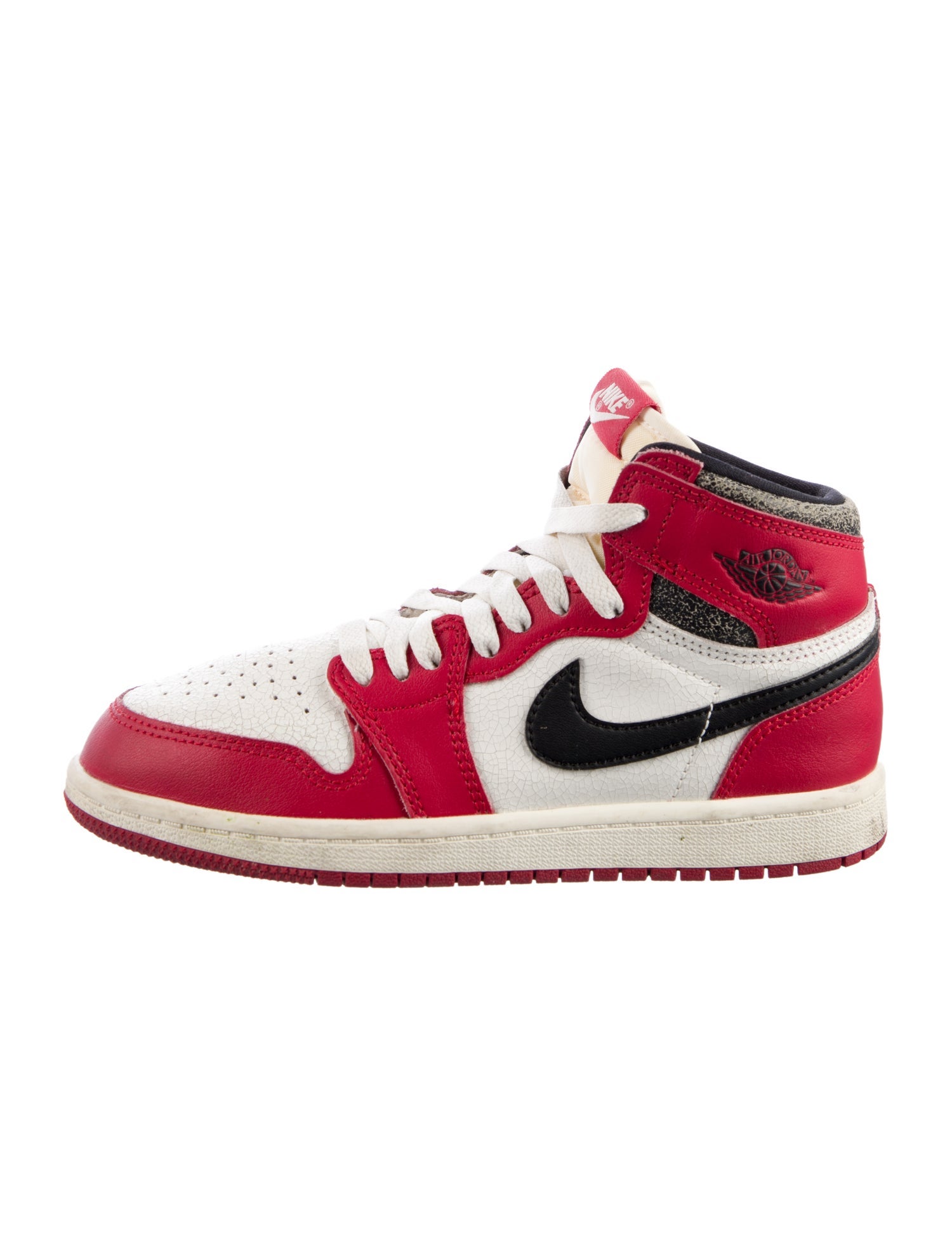 Jordan Retro High OG Chicago Lost and Found