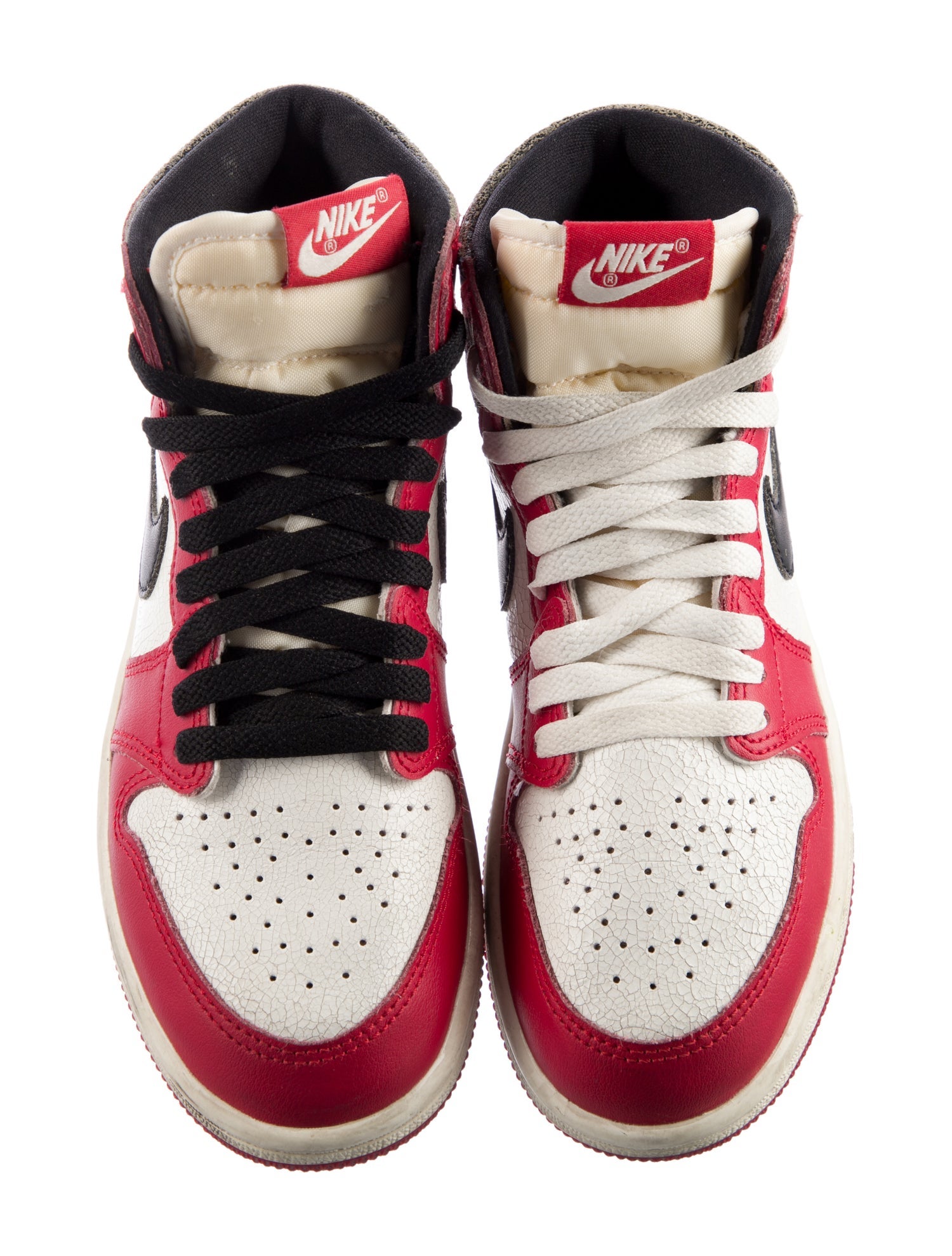 Jordan Retro High OG Chicago Lost and Found