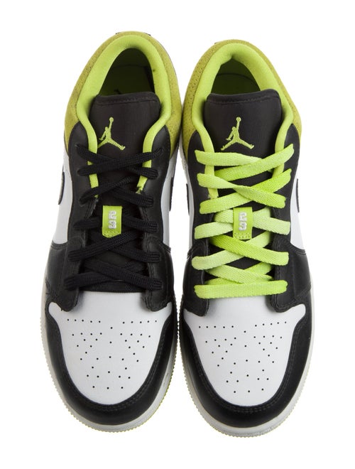 Jordan 1 Low Black Cyber (GS)