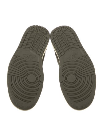 Jordan x Travis Scott 1 Retro Low OG SP 'Olive' Sneakers