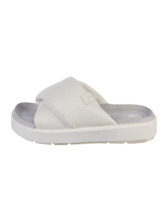 Jordan 2023 Sophia Slide Slides