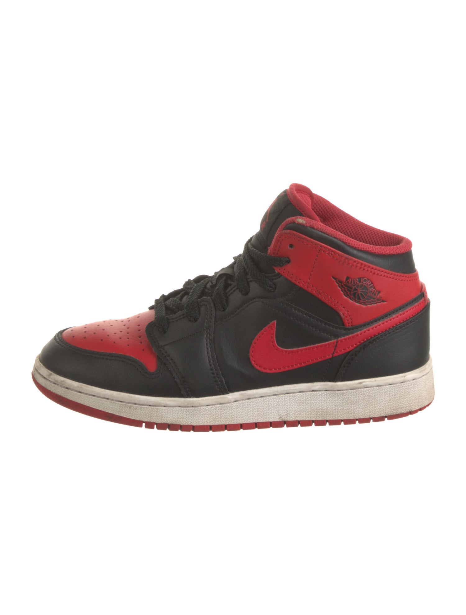 Jordan Retro 1 Mid Alternate Bread Sneakers