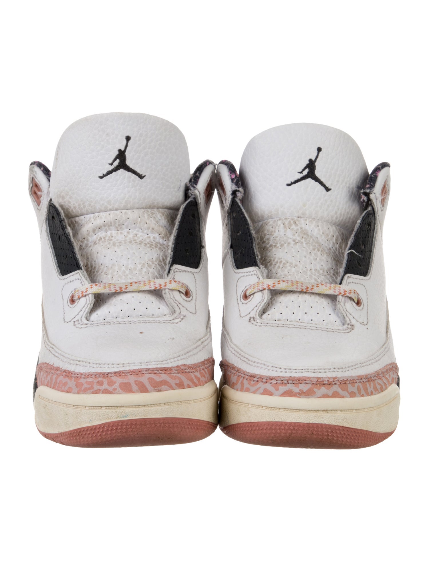 Jordan 3 Sneakers