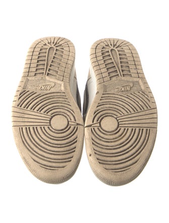 Jordan 1 Mid Barely Orange (W) Sneakers