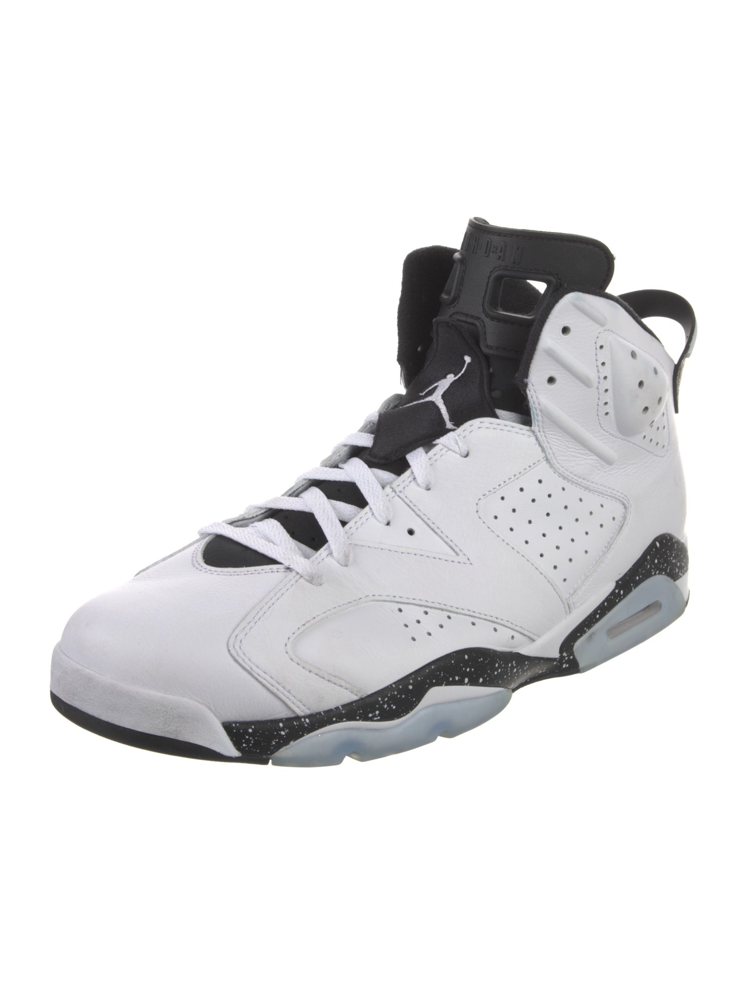 Jordan 6 Retro 'Reverse Oreo' Sneakers