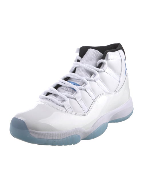 Jordan 11 Retro 'Legend Blue' Sneakers