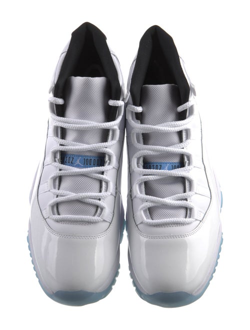 Jordan 11 Retro 'Legend Blue' Sneakers