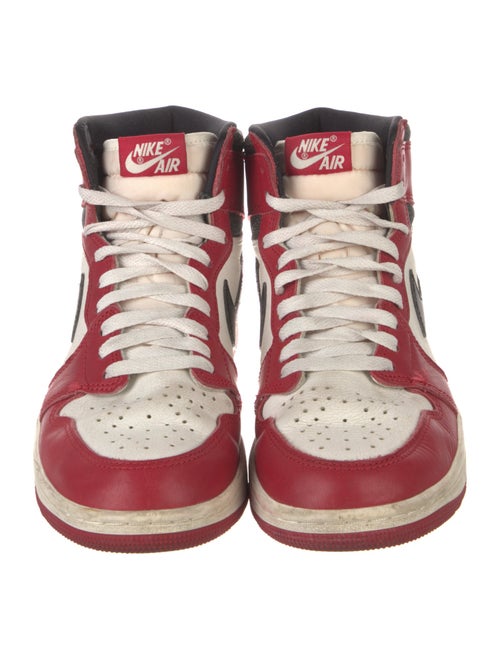 Jordan 1 Retro High OG Chicago Lost and Found Sneakers
