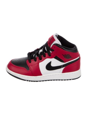 Jordan Kids' 1 Mid 'Chicago Black Toe' (GS) Sneakers