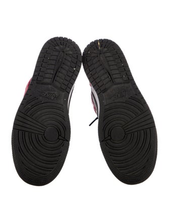 Jordan Kids' 1 Mid 'Chicago Black Toe' (GS) Sneakers