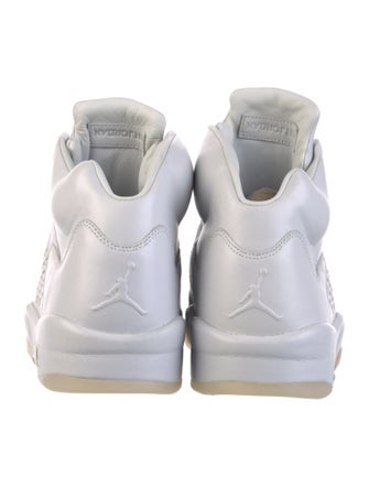 Jordan 2016 Leather Sneakers