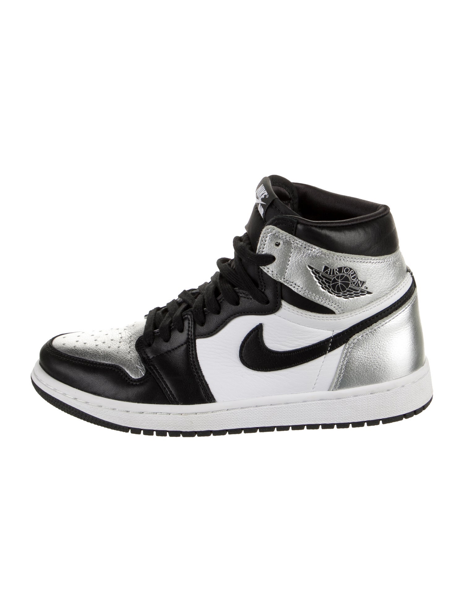 Jordan Jordan 1 Retro High 'Silver Toe' Athletic Sneakers