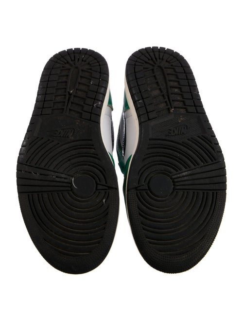 Jordan 1 Retro High 'Lucky Green' (W) Sneakers