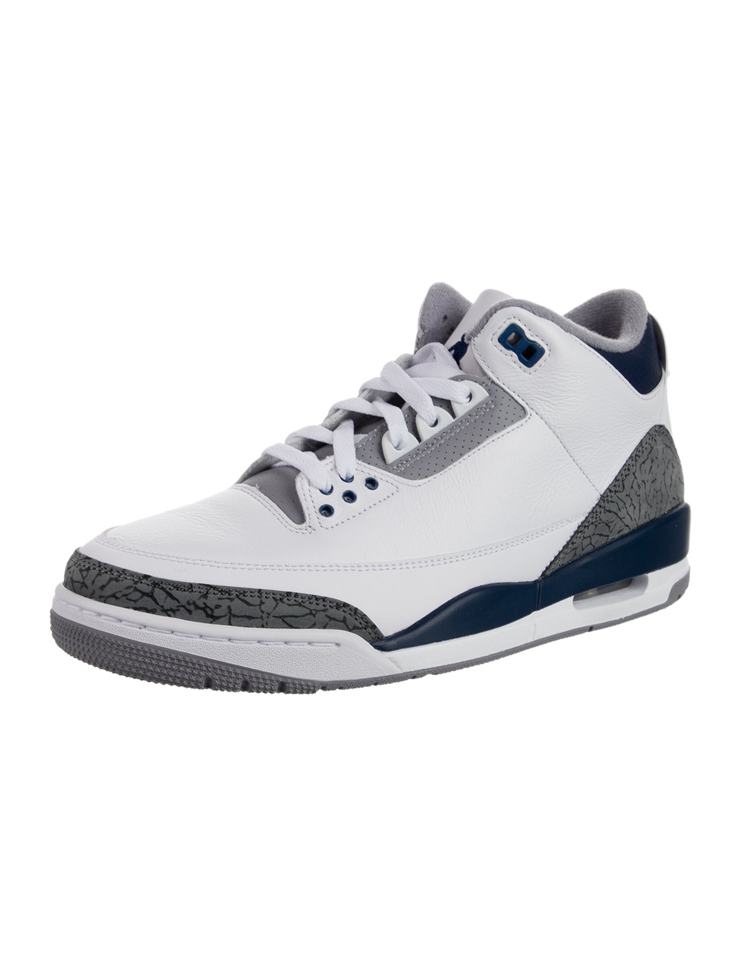 Jordan 3 Retro Midnight Navy Sneakers