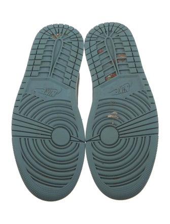 Jordan 1 Mid UNC Sneakers