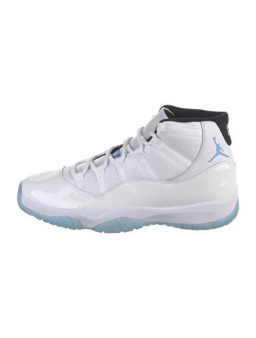 Jordan 11 Retro 'Legend Blue' Sneakers