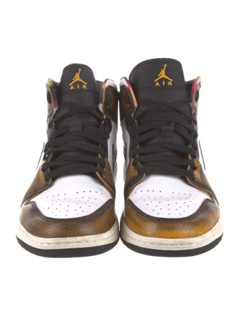 Jordan 2022 Leather Sneakers