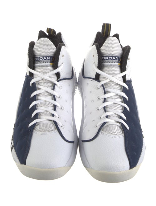 Jordan Jumpman Team 2 'Midnight Navy' Sneakers