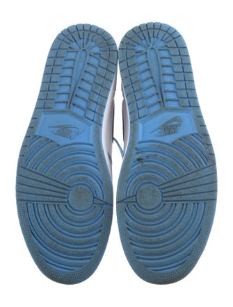 Jordan 1 Retro High OG University Blue Sneakers