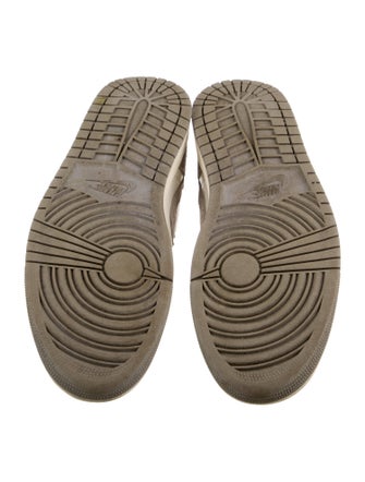 Jordan 1 Retro Low OG 'Atmosphere Grey' Sneakers