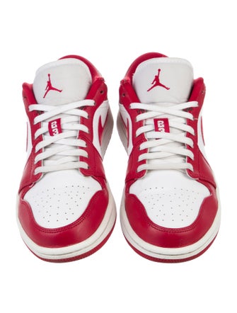 Jordan 1 'Gym Red' Sneakers