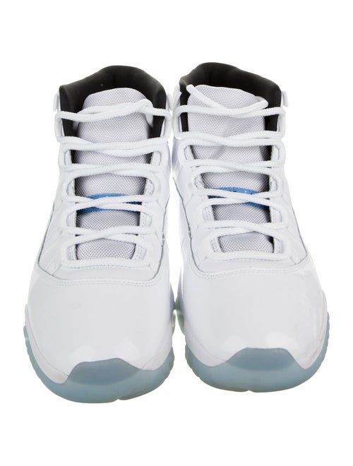 Jordan 11 Retro 'Legend Blue' Sneakers