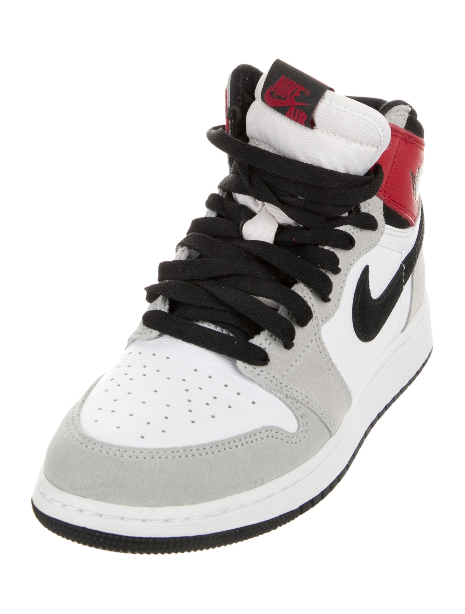 Jordan 1 Retro High 'Light Smoke Grey' Sneakers