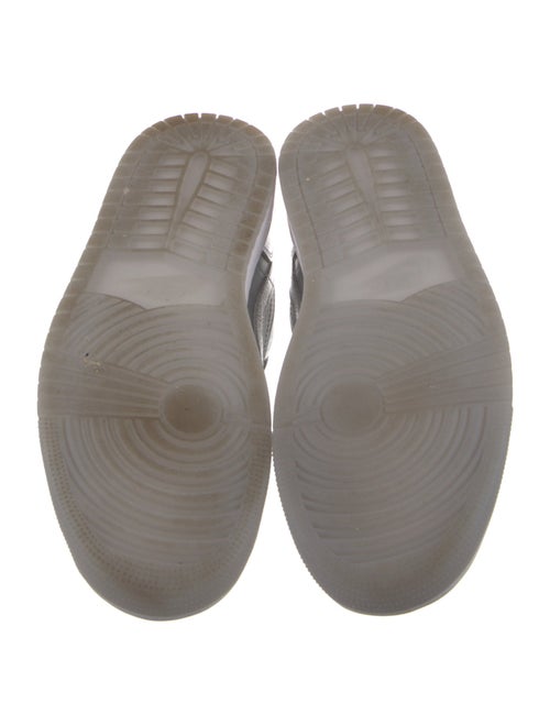 Jordan 1 SE 'Metallic Silver' Sneakers