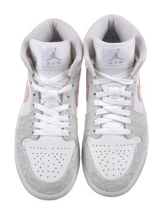 Jordan 1 Mid SE Light Iron Ore Sneakers