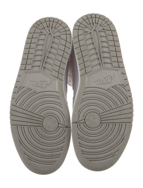 Jordan 1 Mid SE Light Iron Ore Sneakers