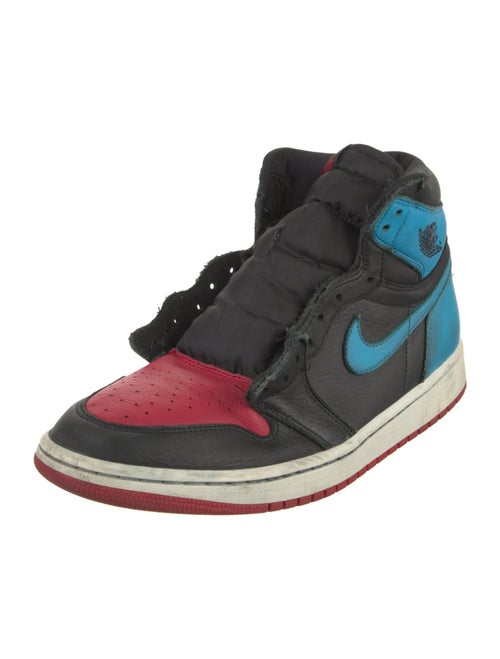 Jordan Air Jordan 1 High OG 'NC to Chi' Sneakers