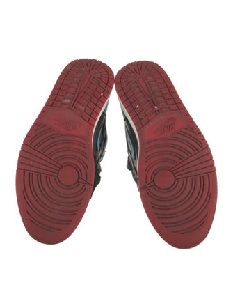 Jordan Air Jordan 1 High OG 'NC to Chi' Sneakers