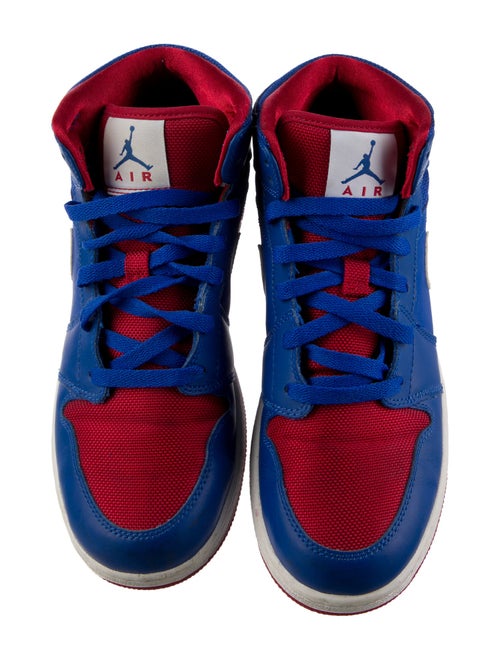 Jordan Air Jordan 1 Retro Mid Boys' Sneaker