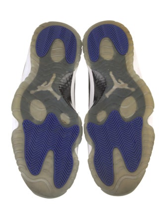 Jordan 11 Retro Space Jam Sneakers