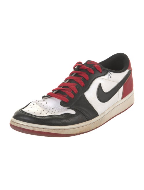 Jordan 1 Retro Low OG Black Toe (2023) Sneakers