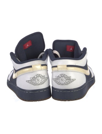 Jordan 1 Phat Low Platinum Athletic Sneakers