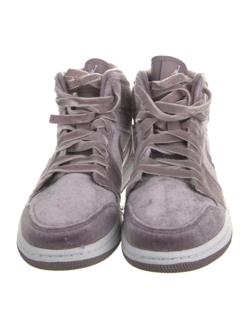 Jordan Jordan 1 Mid SE Purple Velvet Wedge Sneakers